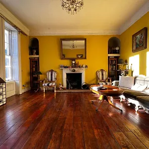 Bath, 18th Century Georgian Homestay